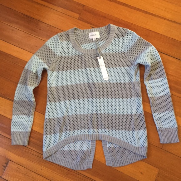 OLIVE & OAK High/Low Split Back Sweater Top NWT - Picture 5 of 8